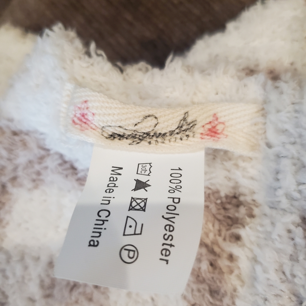 Gorgeous Leopard Print Throw-NWT - Picture 3 of 3